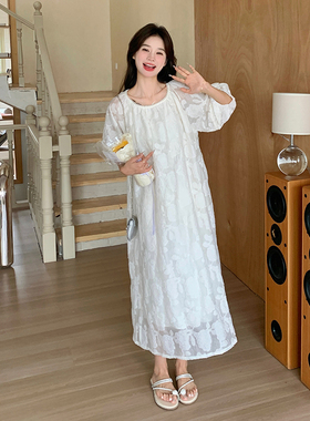 法式浪漫刺绣白色连衣裙女2024年夏季泡泡袖慵懒旅游度假风裙子