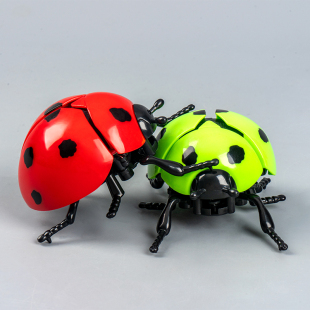 发条甲壳虫玩具儿童爬行七星瓢虫男孩宝宝仿真昆虫会爬 虫虫模型