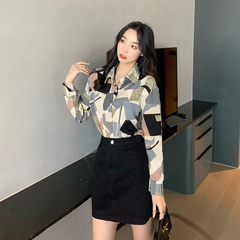 Real shot real price Korean women's clothing versatile autumn regular long sleeve flower shirt retro geometric shirt blouse