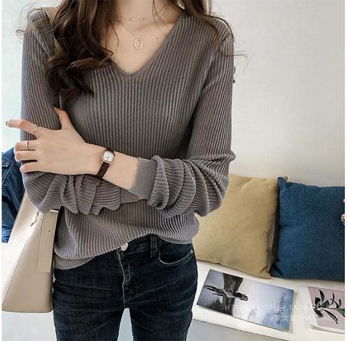 The new 2018 sets pure color v-neck knitting render unlined