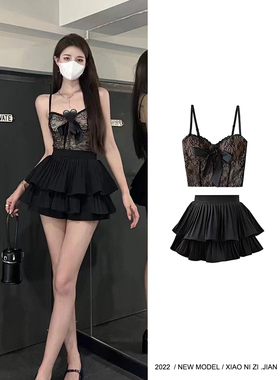黑色蛋糕半身裙女2025夏季新款欧美风高腰百褶蓬蓬短裙吊带两件套