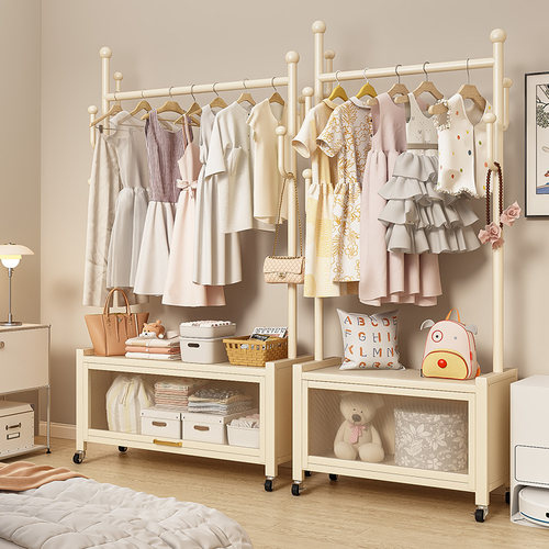 卧室防尘落地挂衣架可移动