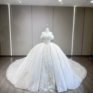 一字肩婚纱新娘2025款 简约大气高端重工小众主纱在逃公主拖尾 新款