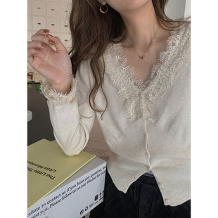 歌铭 女秋季 设计感小众蕾丝针织开衫 气质上衣W797H 新款 V领修身