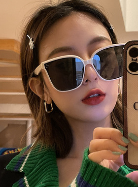 gm墨镜ins复古米白圆脸凹造型
