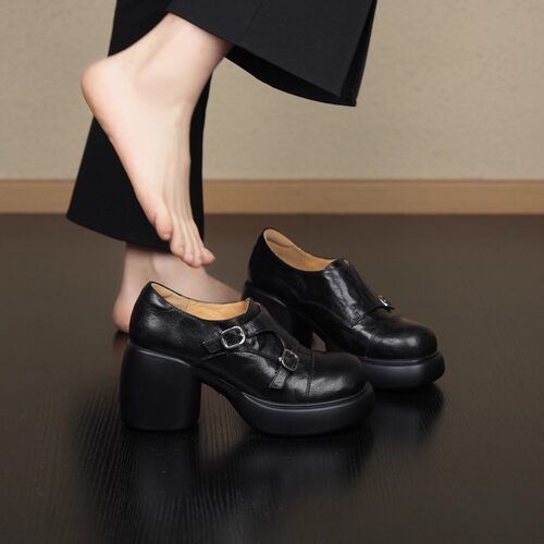 超轻厚底粗跟皮扣皮鞋通勤单鞋