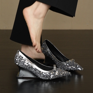 小香风亮片高跟鞋 7cm法式 新款 尖头蝴蝶结坡跟单鞋 NNMISS·34