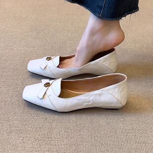 方头浅口优雅山茶花蝴蝶结坡跟百搭通勤单鞋 nnmiss 2cm简约法式