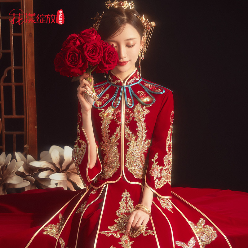 丝绒秀禾服新娘新款结婚婚纱敬酒服红色礼服女龙凤褂披肩婚服
