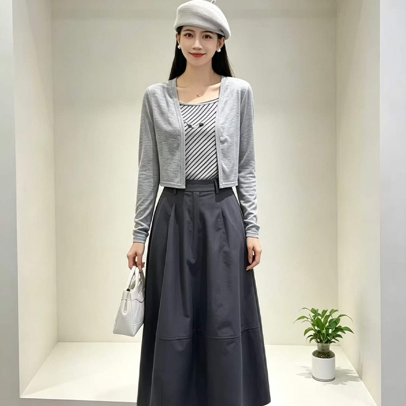 秋季女士修身显瘦长袖三件套