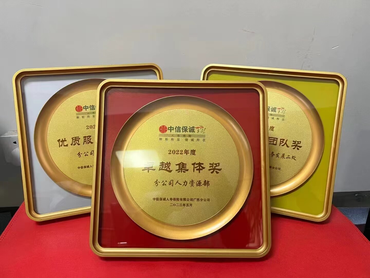 餐厅点评必吃榜美食奖牌定制授权星级牌美团牌匾商户餐饮定制星级