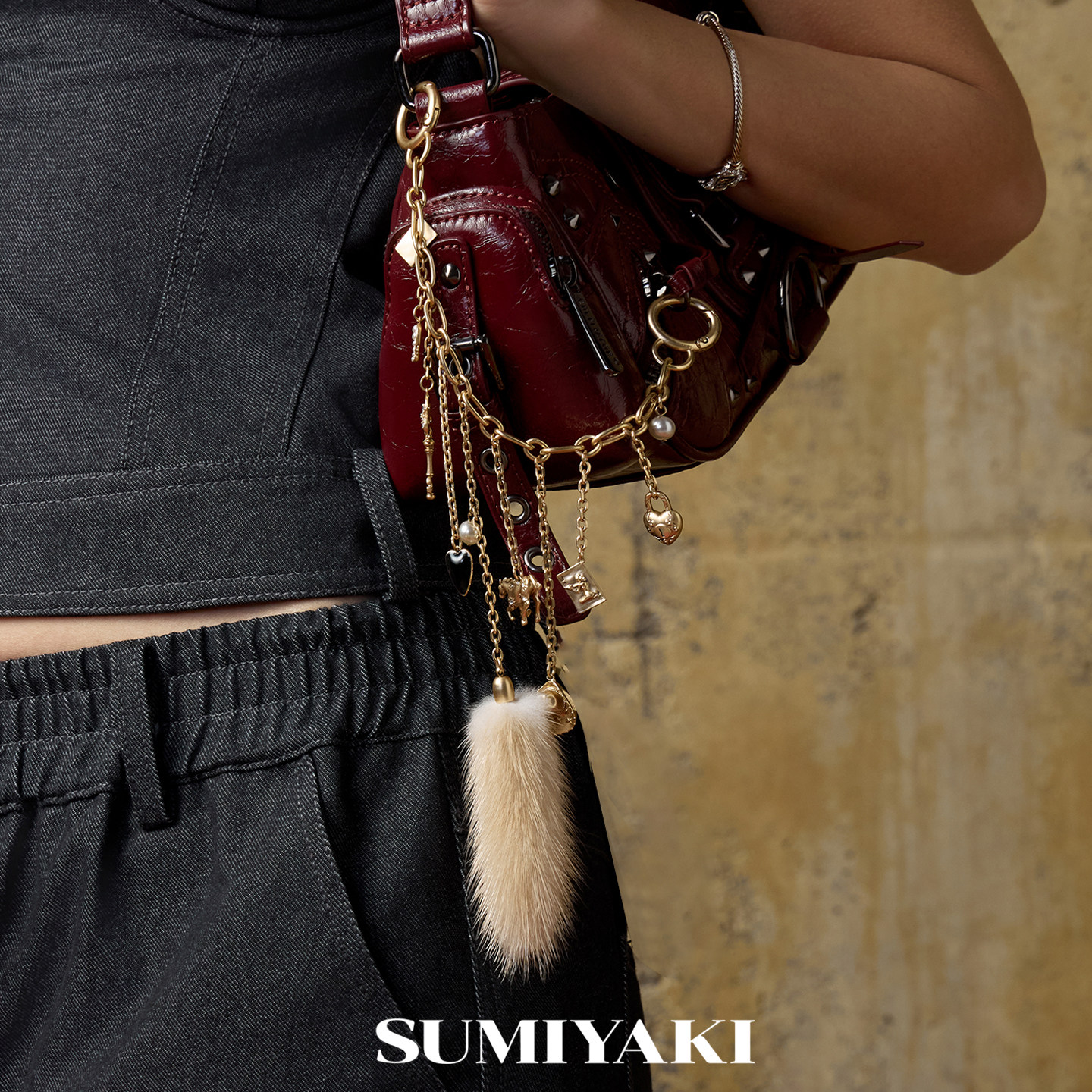 时髦度爆表 秒变时尚博主！SUMIYAKI 马年复古腰链裤链包挂配饰女
