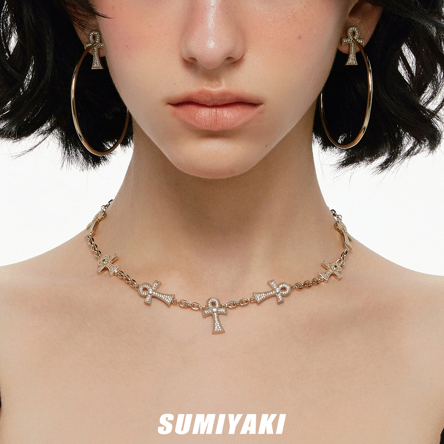 安卡满钻十字架项链轻奢锁骨链