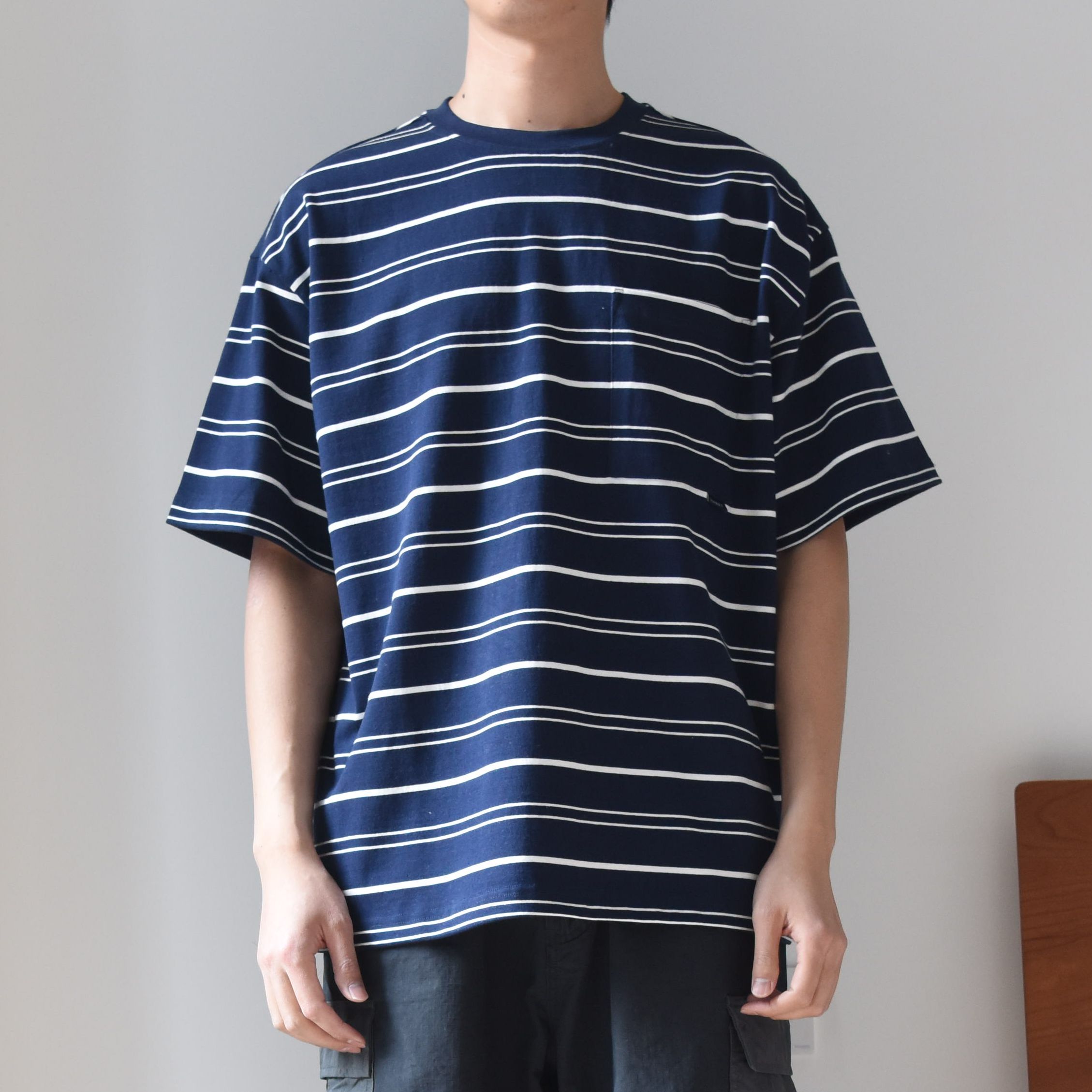 色织条纹宽松落肩短袖T恤衫