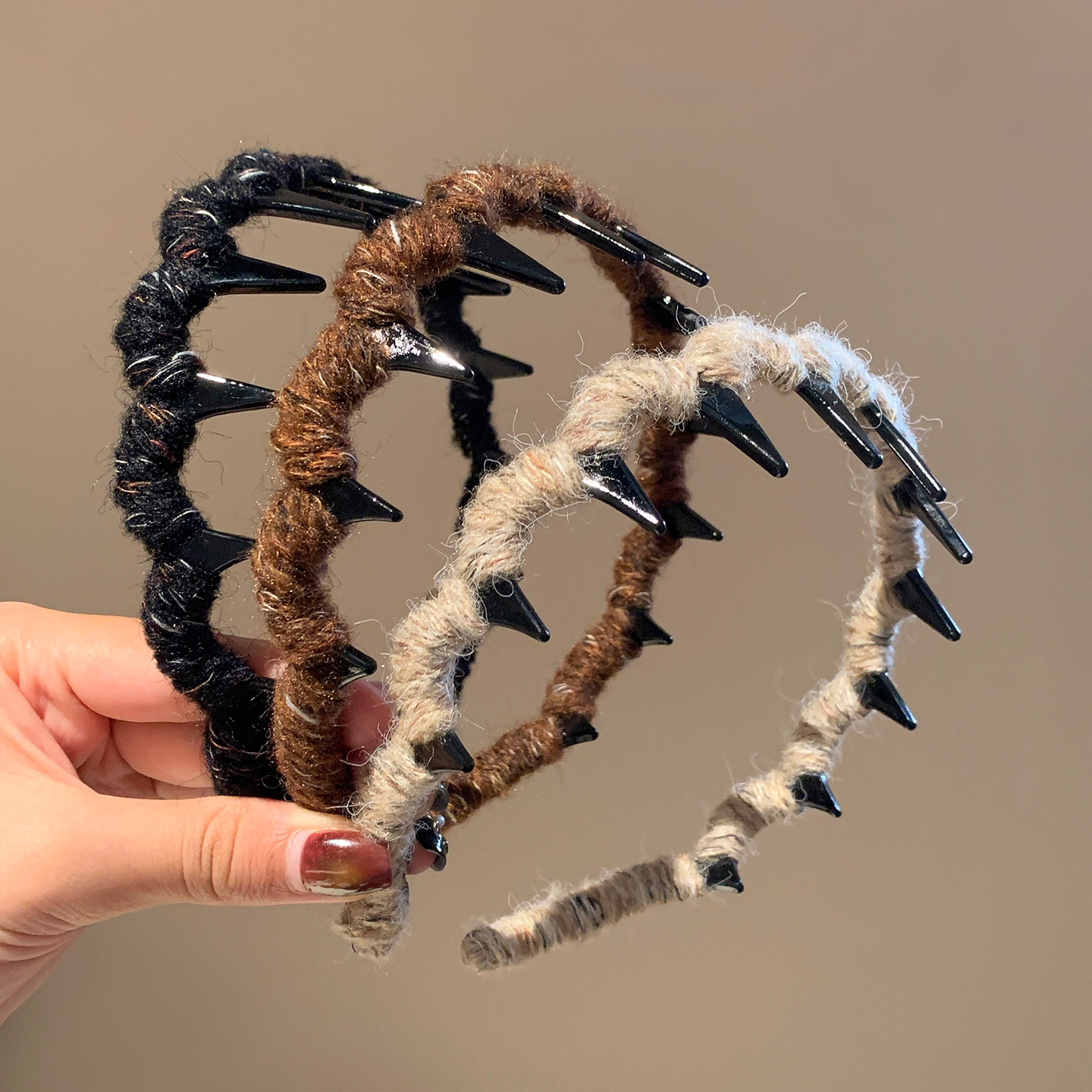 韩系咖色毛线缠绕带齿发箍