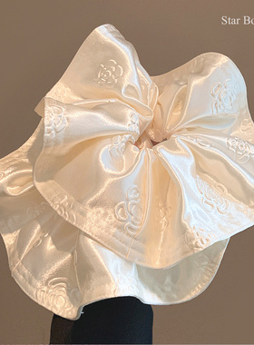 韩系白色缎面大肠发圈女秋冬高级感超大扎头发头绳绝美慵懒风头饰