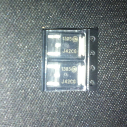 MJD42CT4G 贴片达林顿三极管 丝印J42CG TIP42C TO-252