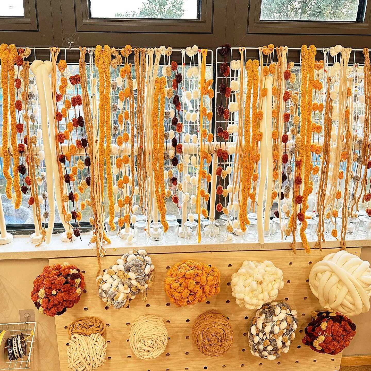 美拉德色系开学季环创秋冬粗毛线