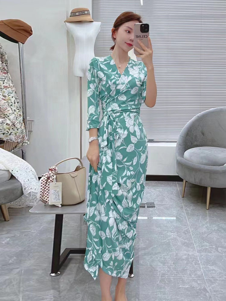 PG DVF2023年 夏季新款绿底白花一片式裹身裙修身韩版裹胸v领连衣
