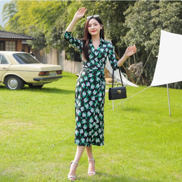 PG DVF2023夏季新款栀子花朵翻领长袖裹身裙清新甜美亲肤显身材连