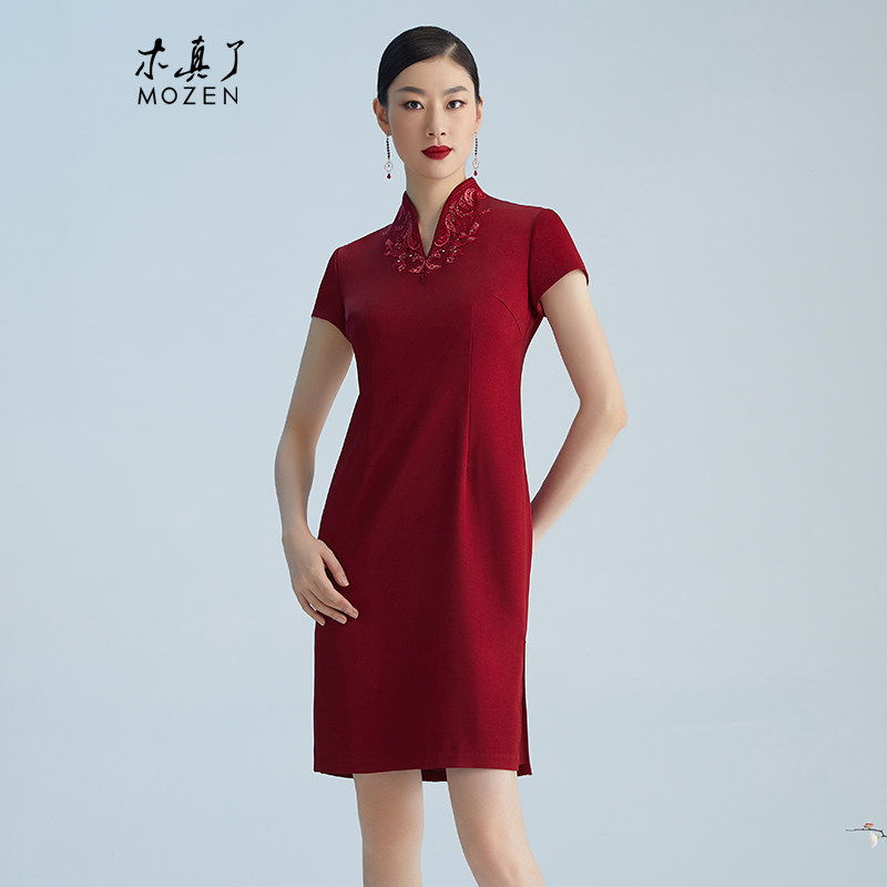 木真了改良旗袍裙红色中式新品国风刺绣婚礼宴会喜妈妈连衣裙635高性价比高么？