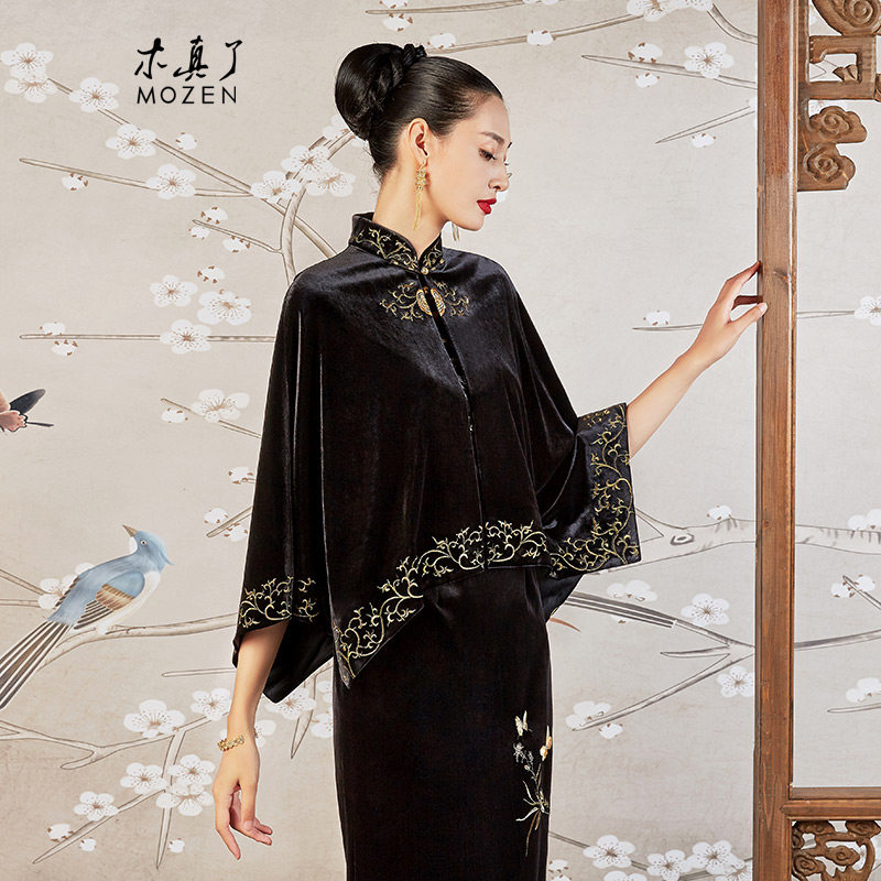 木真了中式唐装丝绒披肩旗袍外搭新品卷草纹刺宽松斗篷上衣205