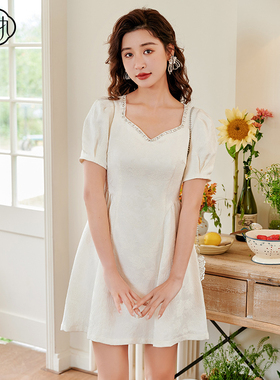 固执夏新款法式方领高腰泡泡短袖提花短款连衣裙80132LQ07830