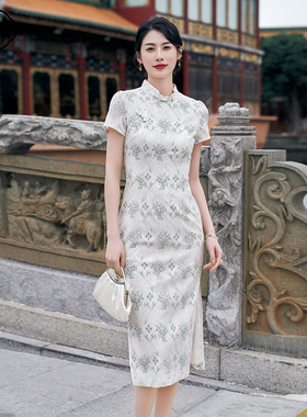 固执夏季新款中式立领盘扣蕾丝短袖修身改良旗袍40042QP09037