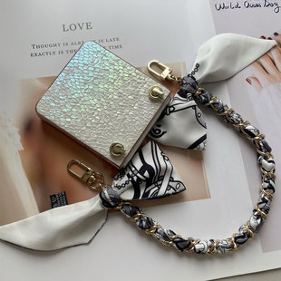 适用三星galaxy z flip7手机壳轻奢电镀超薄时尚手链Zflip6保护套个性创意手提斜跨高颜值高端zflip5手机外壳