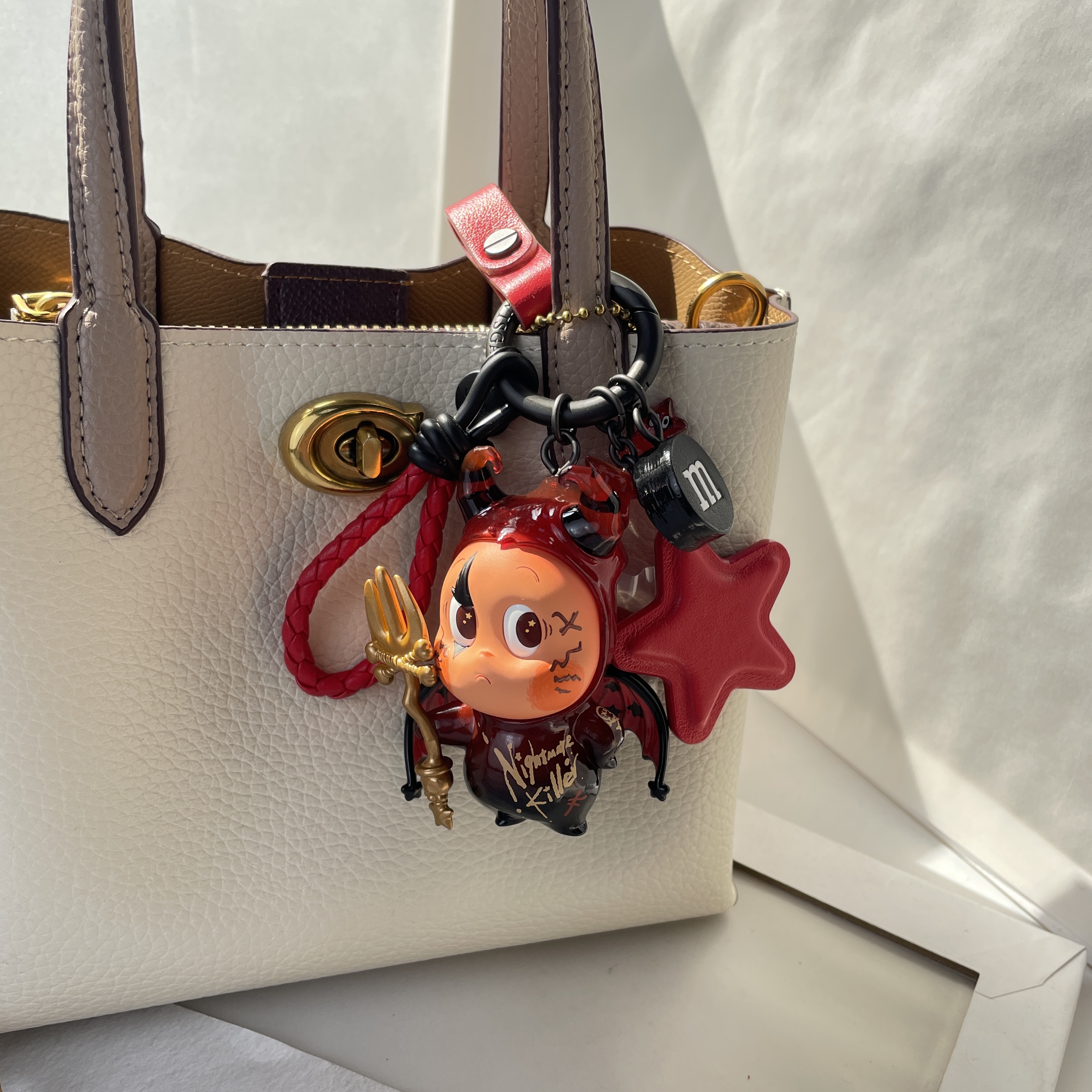 潮玩星星人明款高端diy包包挂件真皮配件改装包包挂饰配饰钥匙扣