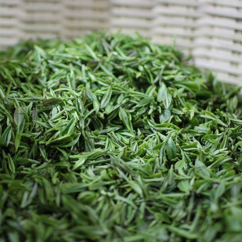 金寨县农家自产木炭火烘制新春茶