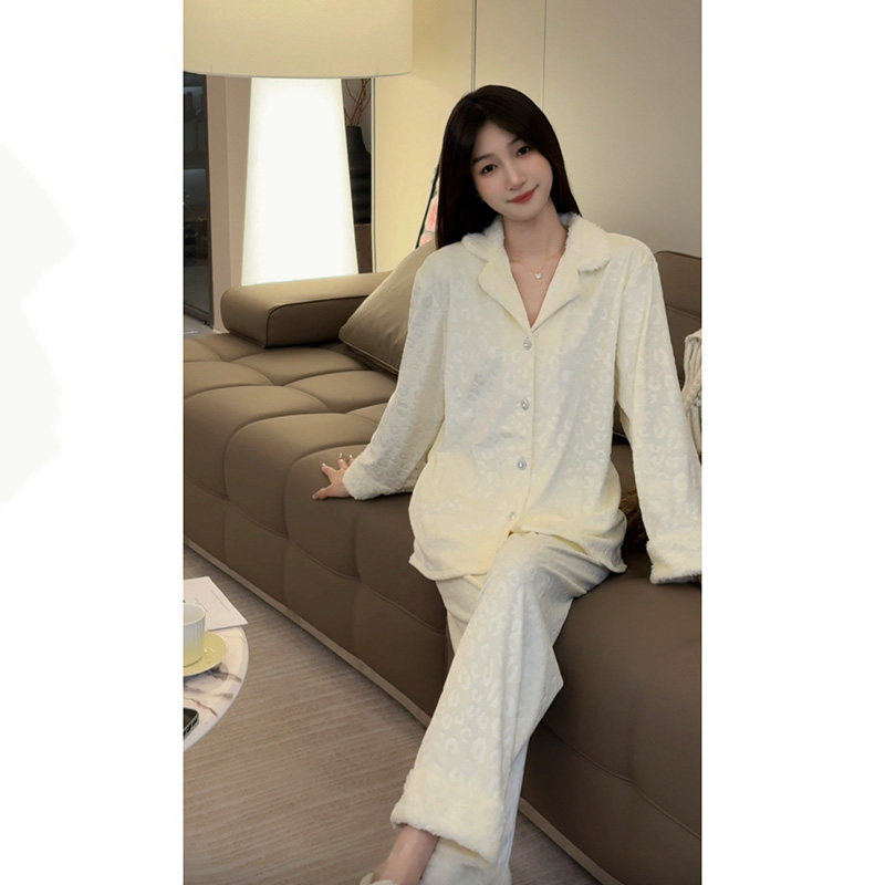 法式海岛绒睡衣女秋冬新款翻领