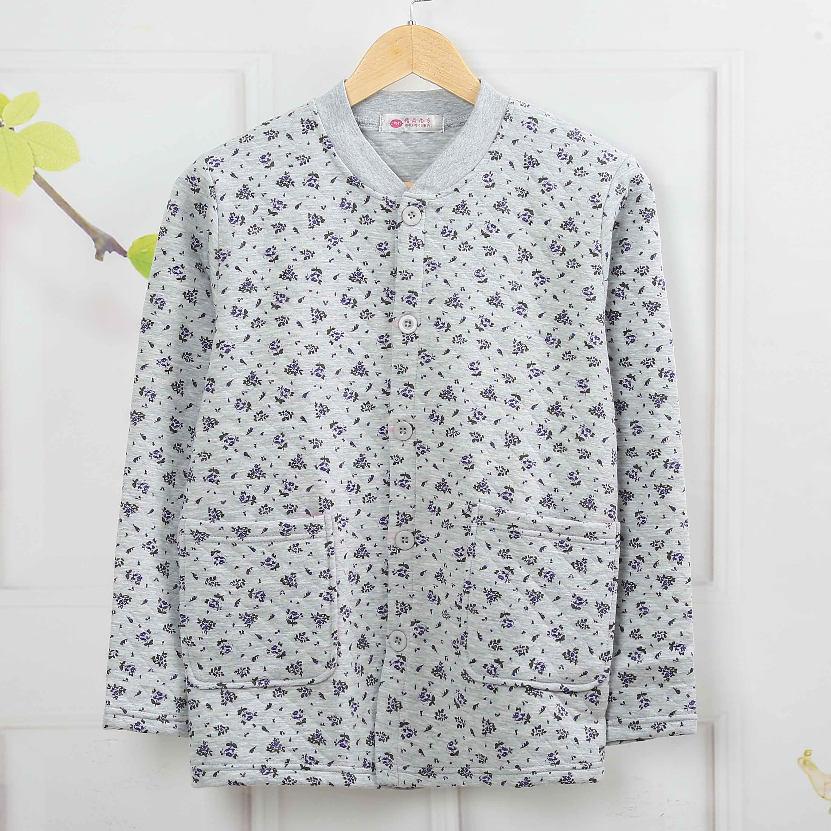 중년 및 노인 여성의 순면 가디건 3 층 두꺼운 플러스 지방 플러스 사이즈 따뜻한 탑 싱글 피스 어머니의 단추가없는 속옷