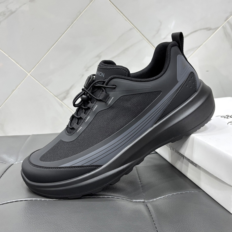 男鞋透气网面百搭旅游轻便休闲鞋