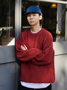 日式潮牌重磅红色菠萝纹青少年毛衣2024新款男慵懒风圆领针织衫潮