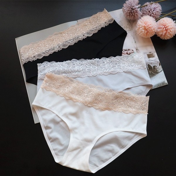性感内裤女超薄一片式无痕冰丝低腰三角裤蕾丝边纯棉档包臀翘臀