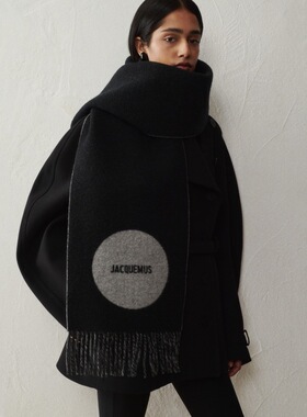 秋冬新款JACQUEMUS羊毛围巾女提花字母双面披肩长款加厚流苏围脖