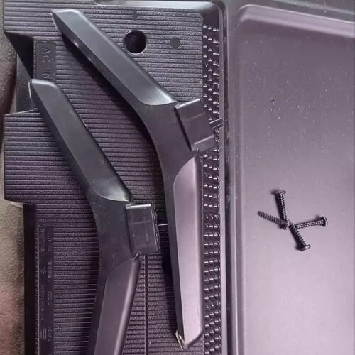 海信 32E2F 底座 底脚 支架 送螺丝 拆机件有使用痕迹 原装现货