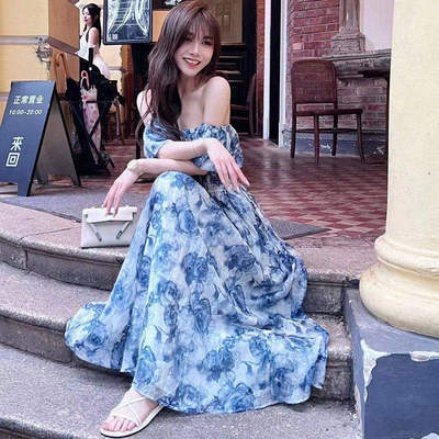 卡卡女装温柔晕染碎花裙