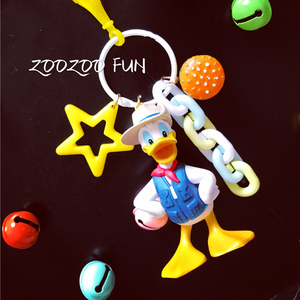 Disney迪士尼唐老鸭汉堡星星 可爱创意钥匙扣包挂件车饰