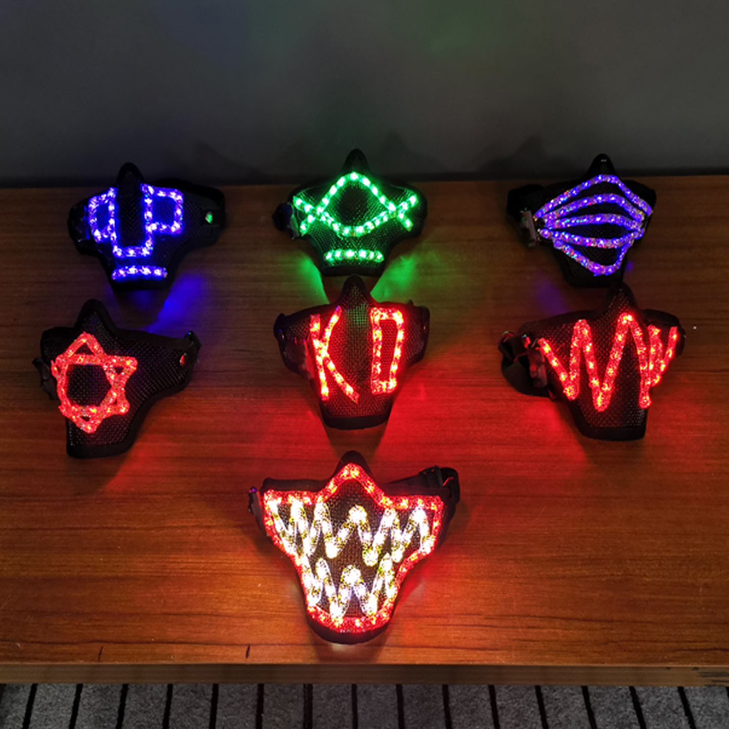 夜场敬酒团传酒氛围面罩酒吧KTV舞台表演道具LED发光口罩防护面具