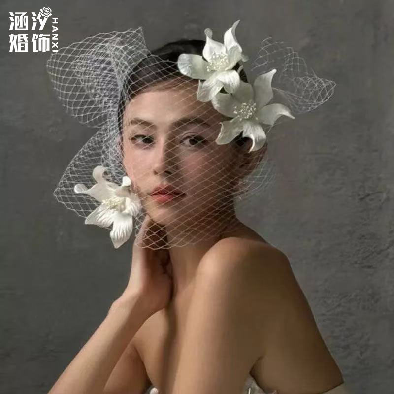 白色立体花朵新娘头饰晨袍头花