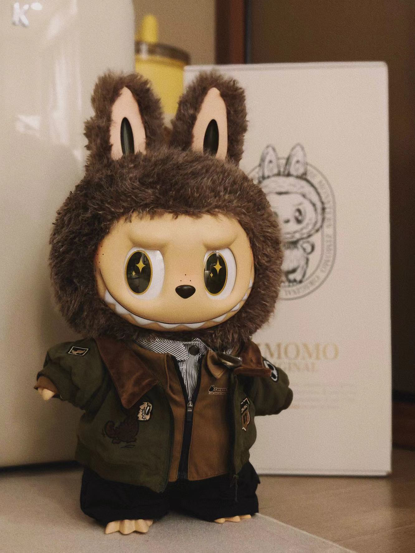 新品Zimomo首领潮玩棒球服58cm拉布布搪胶娃娃LABUBU定制款娃衣