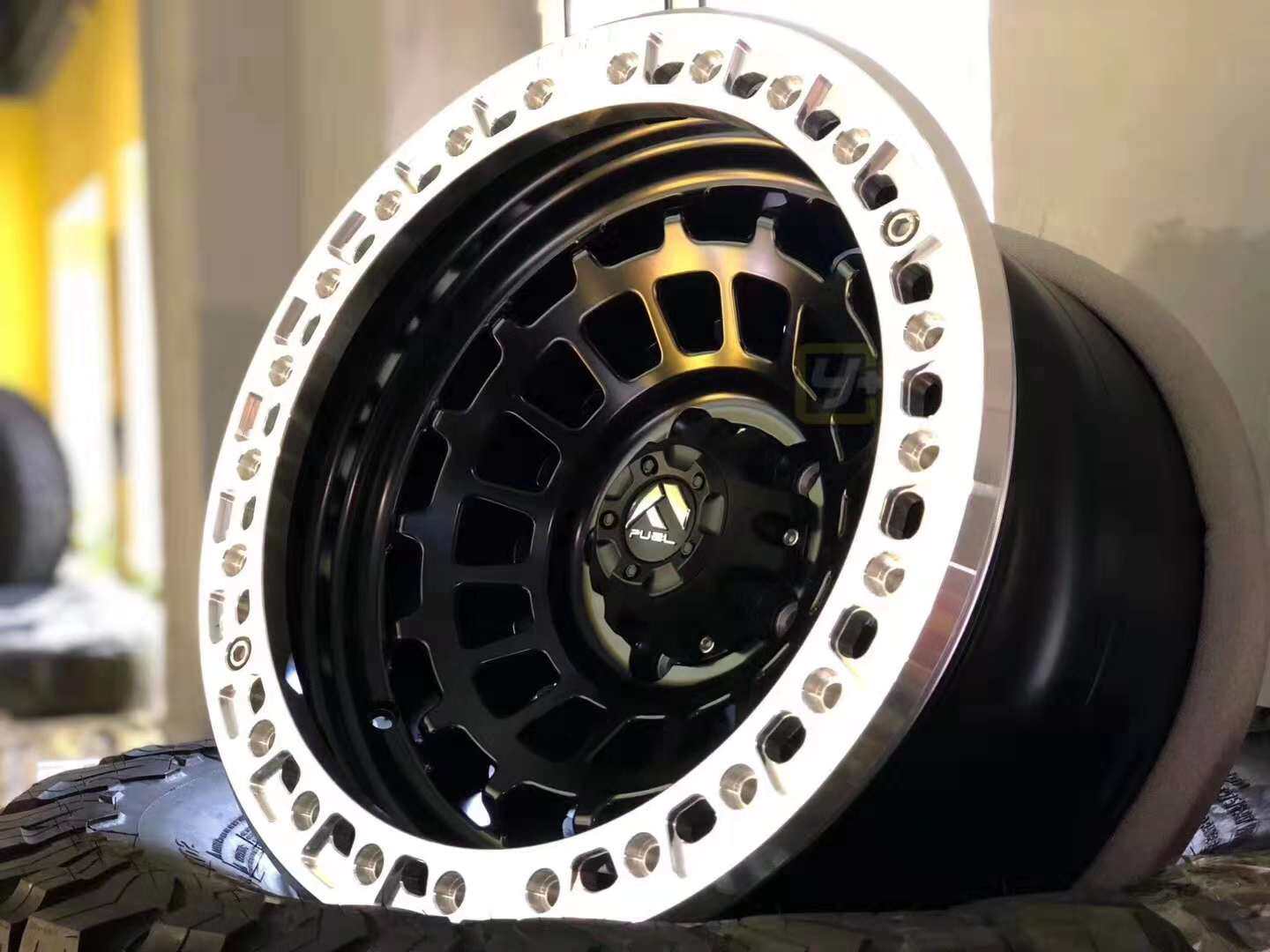 适用牧马人FJ酷路泽猛禽F150普拉多FUEL D1001防脱圈轮毂17 18寸 - 实物图