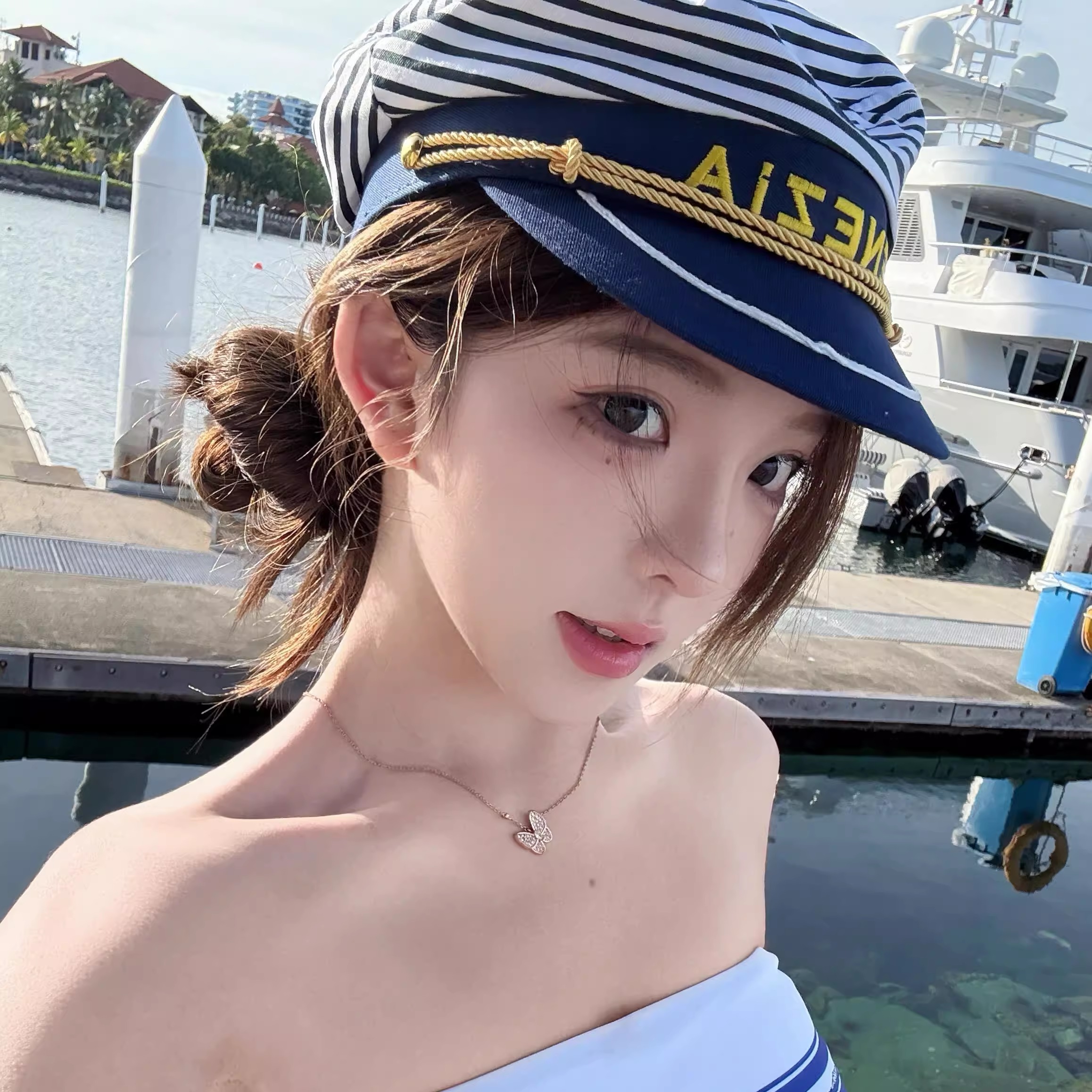 ChaoSmall 拍照神器复古条纹海军风帽子女海边沙滩度假平顶八角帽