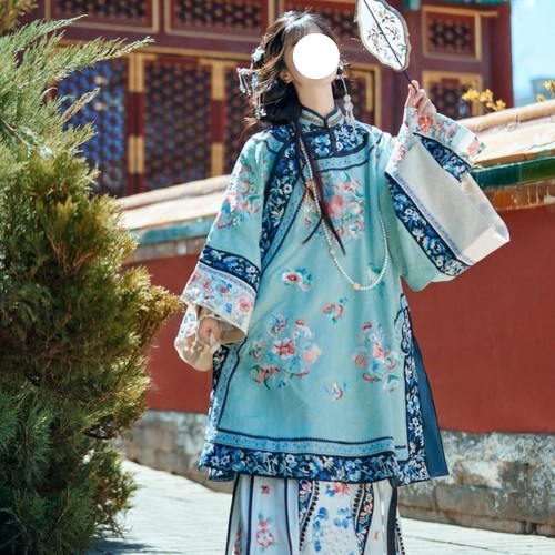 格格女装氅衣服装重工印花古装清代宫廷套装中国马面摄影汉服旅拍