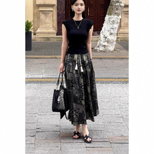 大方得体黑色T恤碎花半身裙套装女欧洲站女潮牌个性时尚高端欧货