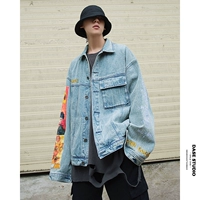 Nam và nữ mùa xuân và mùa thu in lưới đỏ áo khoác denim Phiên bản Hàn Quốc của xu hướng sinh viên BF gió thêu áo khoác ngoài hip hop lỏng lẻo - Cao bồi quần ngố nam