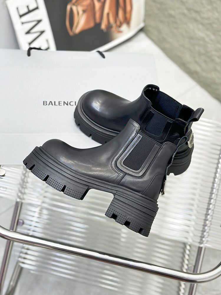 INTERNET CELEBRITY LEATHER PLATFORM MARTIN BOOTS WOMENS WINTER 2024 VERSATILE SKINNY RETRO CHIMNEY FLATFORM CHELSEA BOOTS