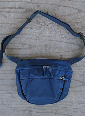 多功能腰包胸包通勤男女挎包2升小运动包放手机斜跨包Maka1史前鸟